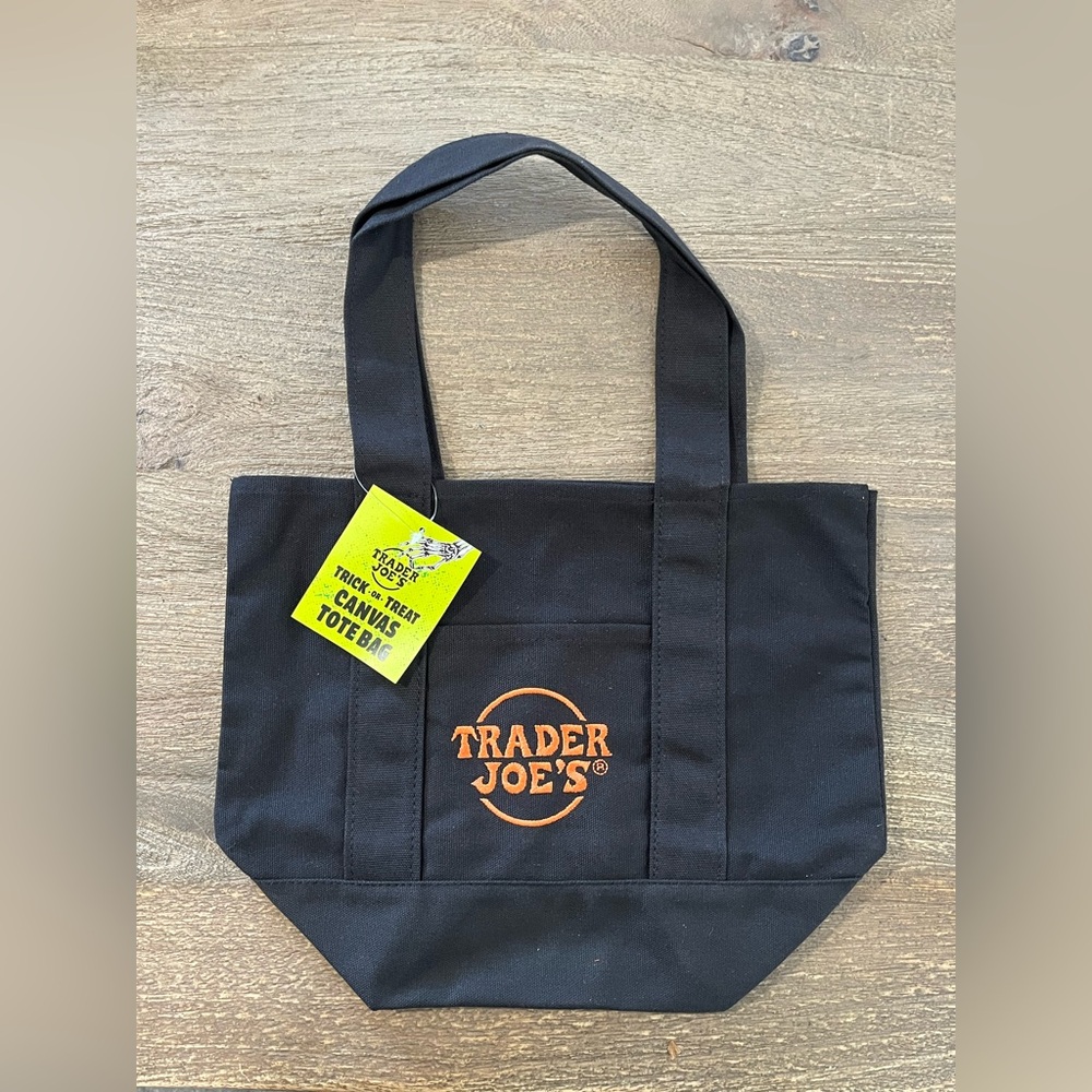 Trader Joe's Set of 4 Mini Tote Bag's - Picture 5 of 5